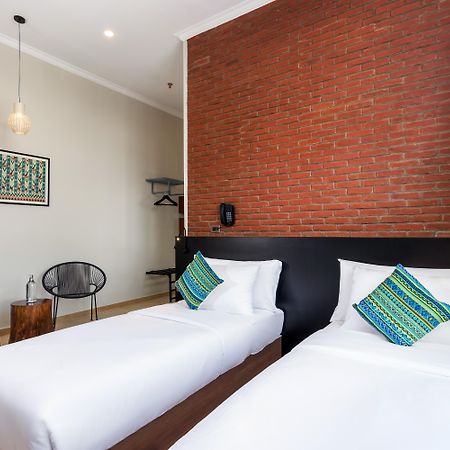S Loft Manado Hotel Kültér fotó